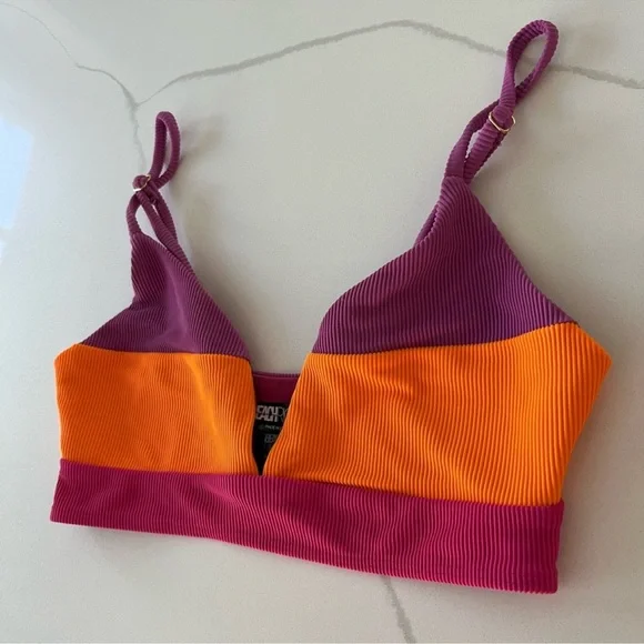 Beach Riot Alexis Rib Colorblock Bikini Top NWOT - Picture 5 of 9